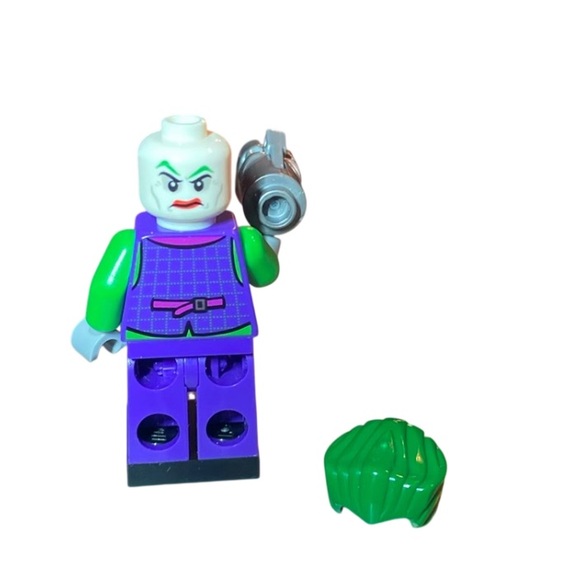 LEGO Minifigure LOT of 2 Super Hero  The Joker & Batman With Accessories - Picture 3 of 6